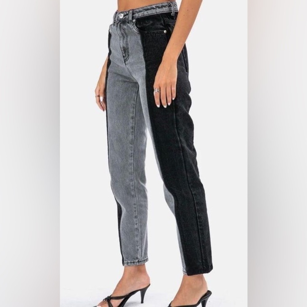 ADIKA TWO COLORED SEMI WASHED MOM HIGH WAISTED JEANS - BLACK/GREY MEDIUM